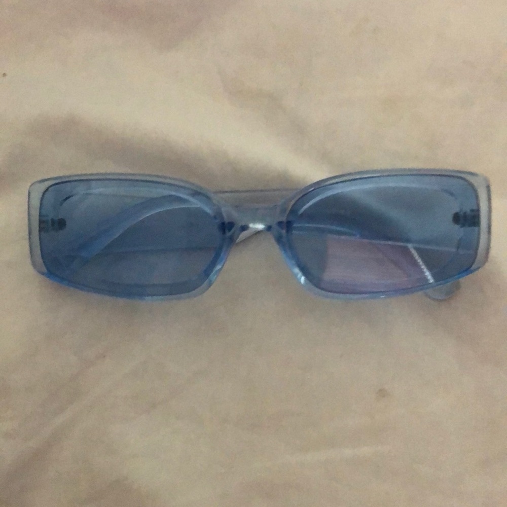 blue sunglasses